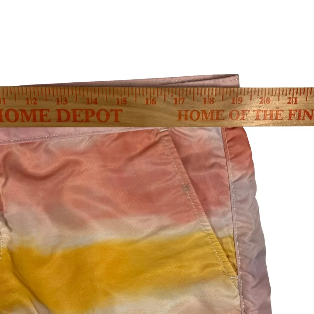 True Religion Tie Dye Boardshort Mens 36 (Fits 38) Beach Pool Vacay Spring Break